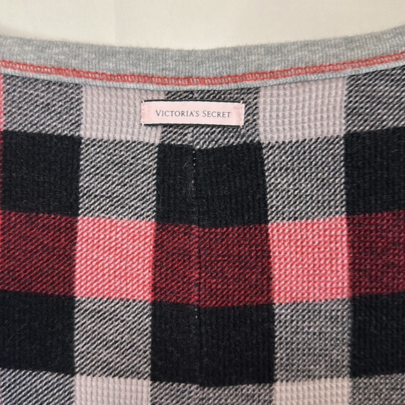 Victorias Secret Long Sleeve Plaid Romper Size Large Red, Black and Grey - Picture 4 of 7